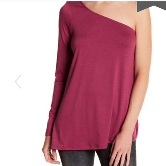Willow & Clay Tops - {Willow&Clay} Orchid One Shoulder Knit Blouse NWT